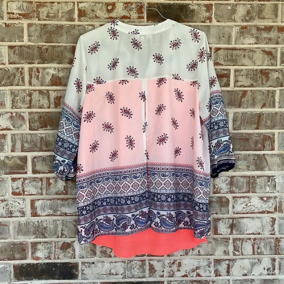 Moa Moa Woman Paisley Border Print Three-Quarters Sleeved Blouse - Picture 7 of 9